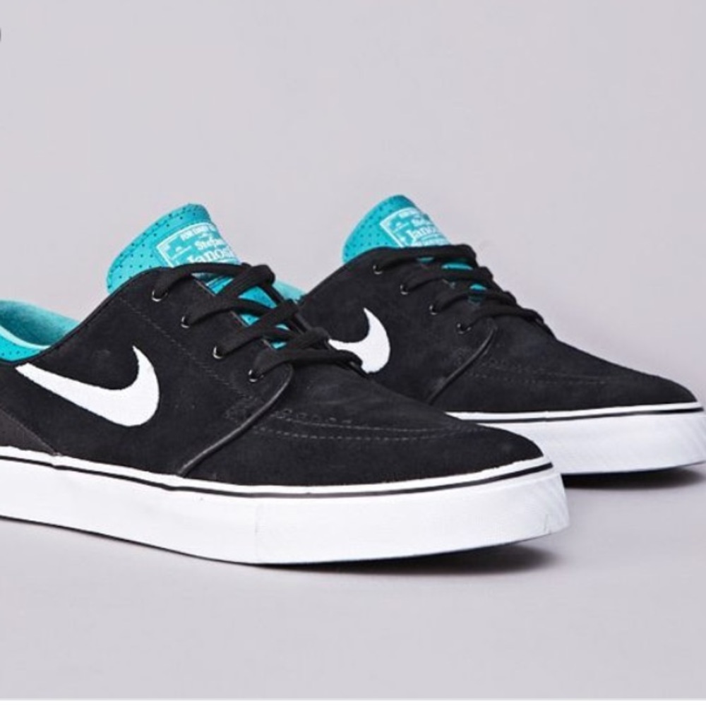 Nike Stefan Jablonski Sneakers, women’s size 6